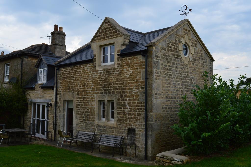 Crossroads Farm - Queen Anne'S Stable Box (Wiltshire) Exterior foto